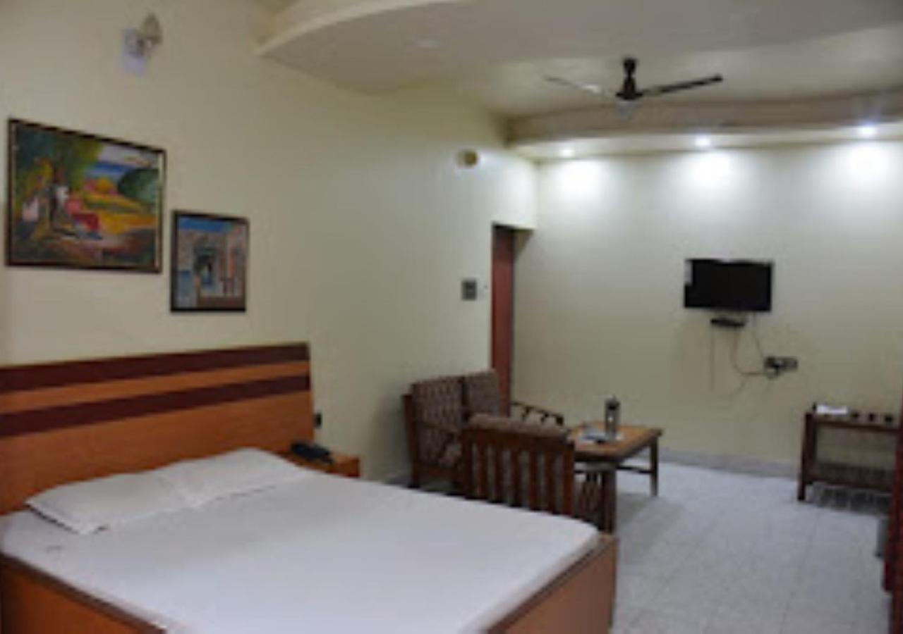 Vijieya Hotel Bihar Saharsa Ngoại thất bức ảnh