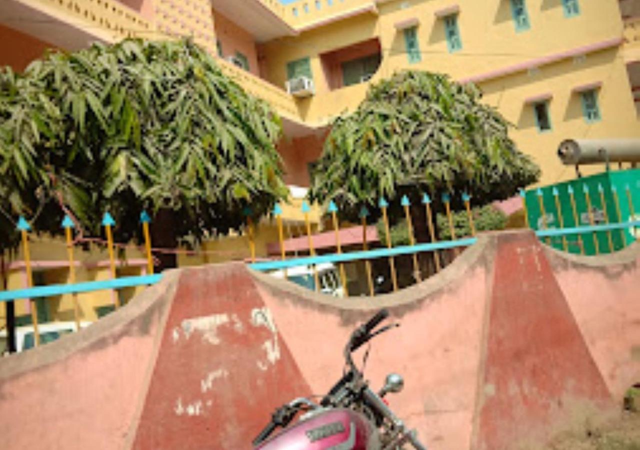 Vijieya Hotel Bihar Saharsa Ngoại thất bức ảnh
