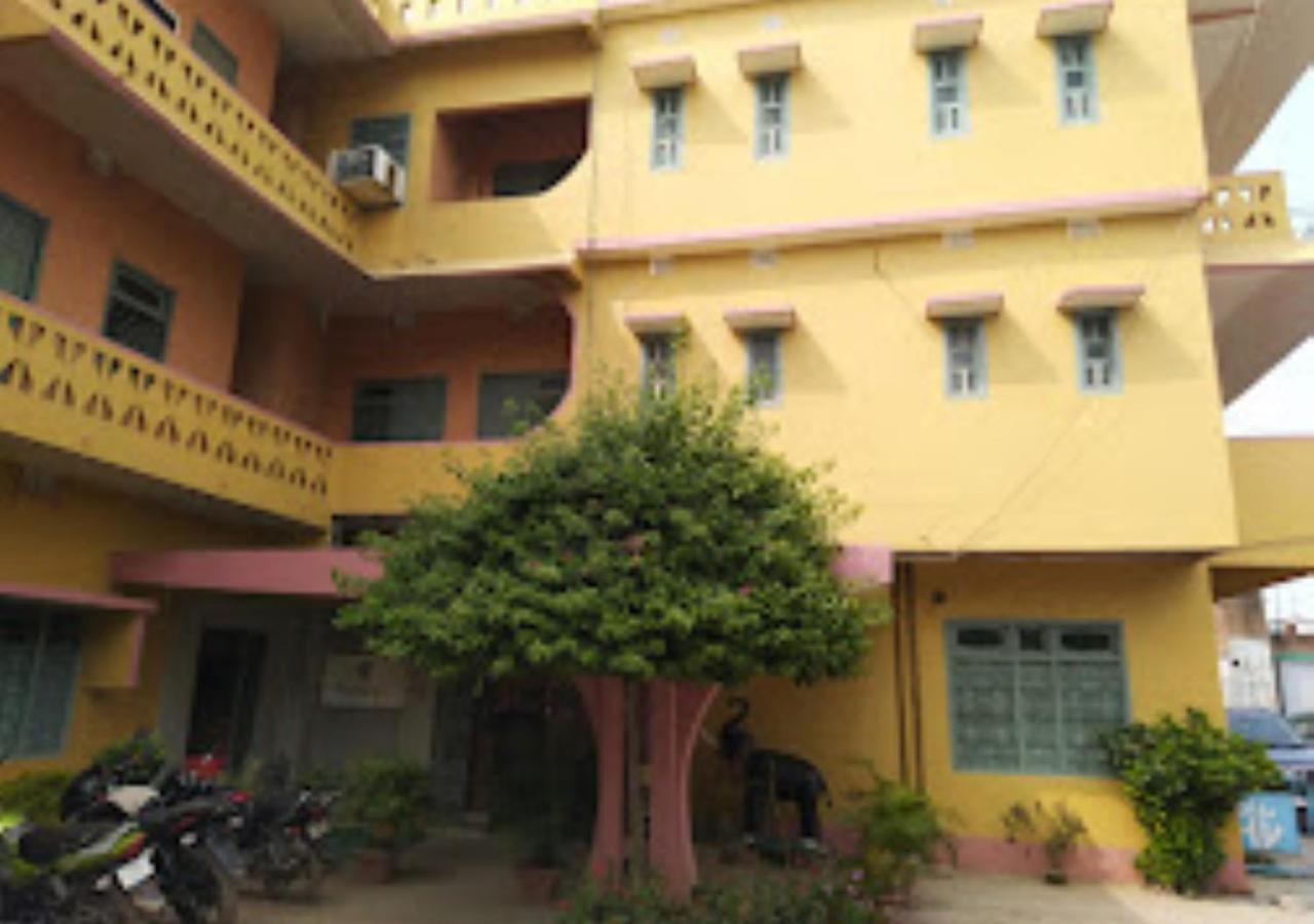 Vijieya Hotel Bihar Saharsa Ngoại thất bức ảnh
